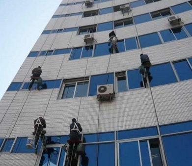 外墻清洗打蠟程序